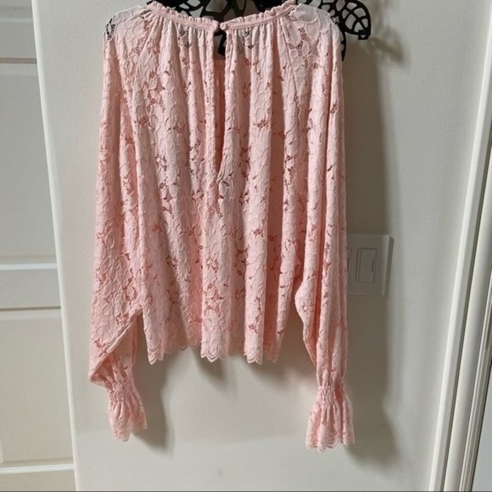 Free People Olivia Lace Tee in Pink S NWOT - Picture 15 of 16